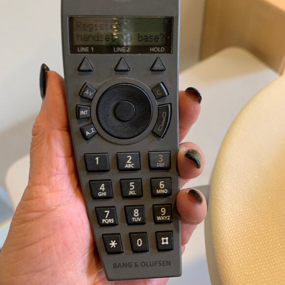 Bang and Olufsen Phone - Picture 3 of 7